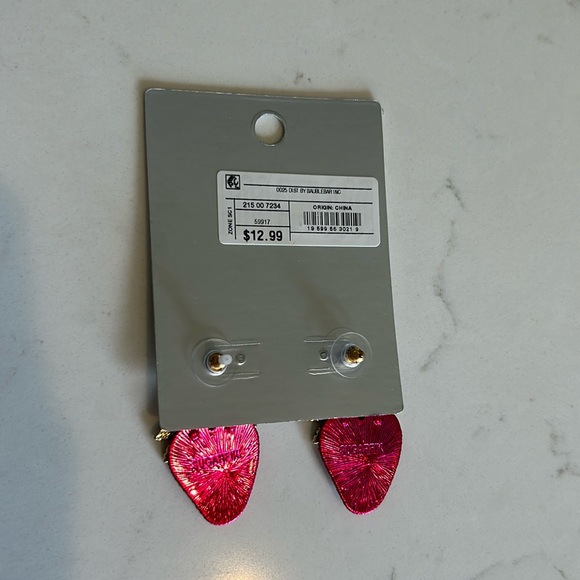 Strawberry Earrings - Picture 2 of 3